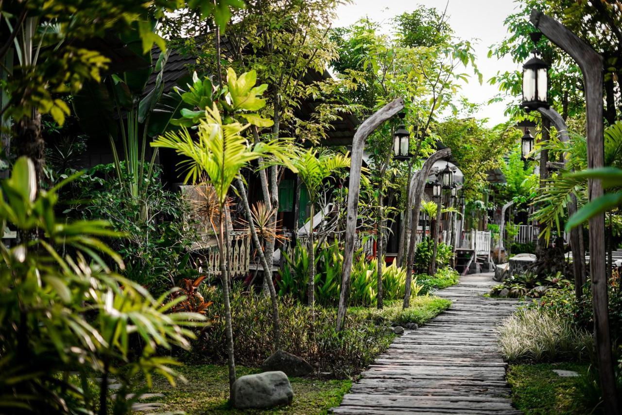 La Luna Resort Yogyakarta Sleman  Exterior photo